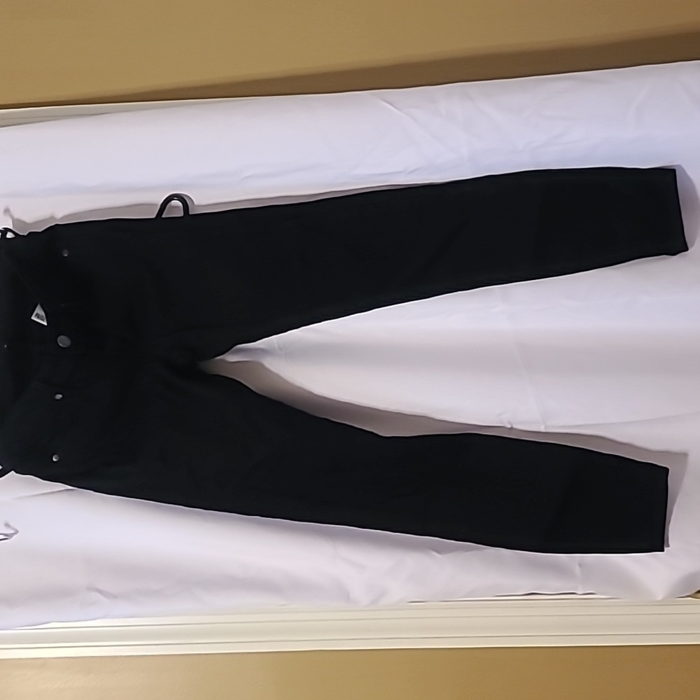 Paige Verdugo Ankle Jeans in Black 25
